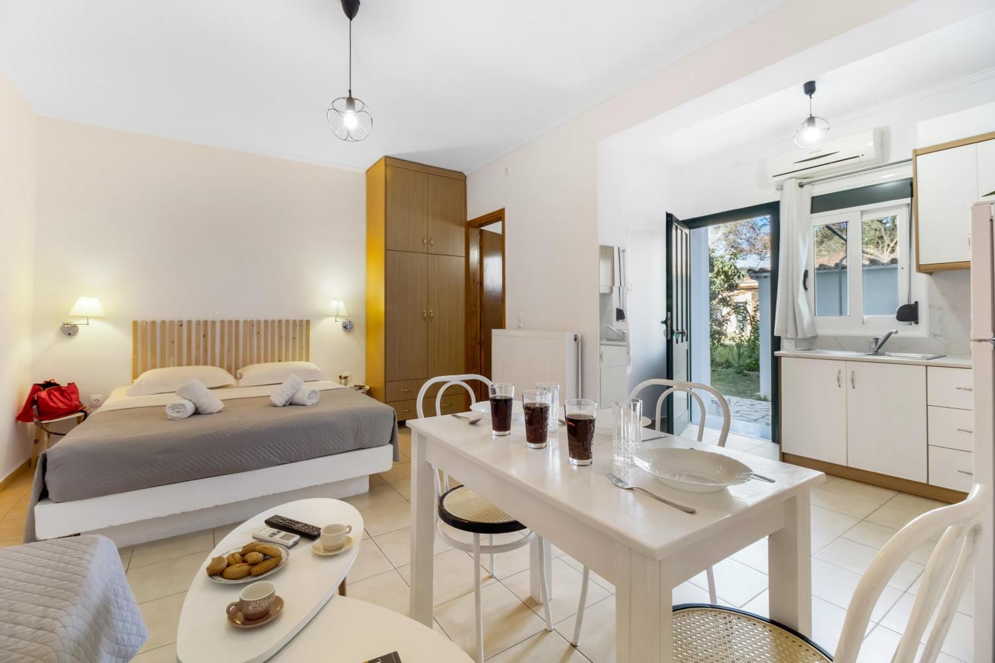 Dionysia Rooms Lefkada City Ngoại thất bức ảnh
