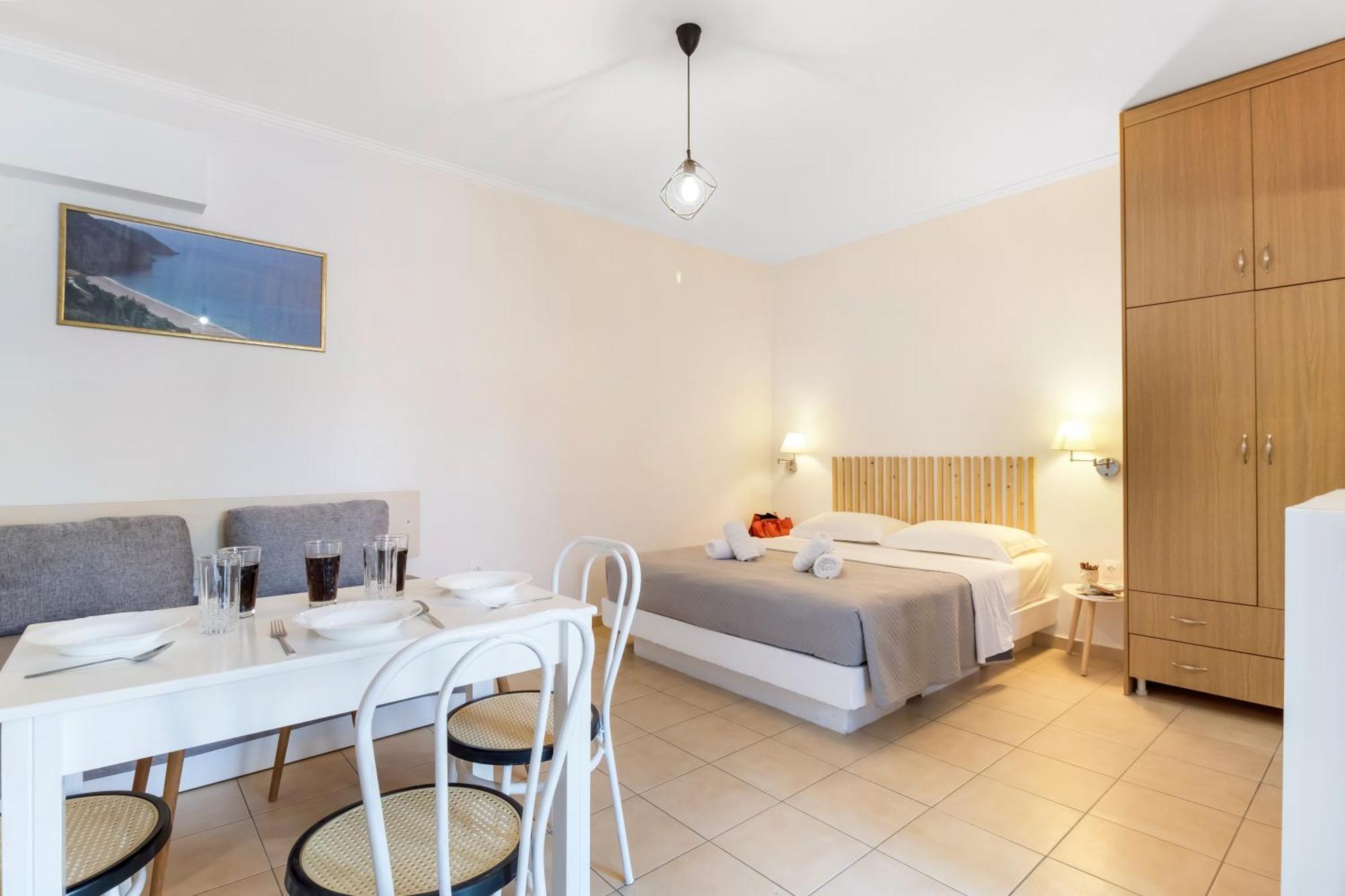 Dionysia Rooms Lefkada City Ngoại thất bức ảnh